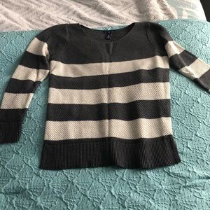 Medium gap sweater- grey and tan. Never worn